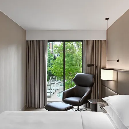 Marriott Executive Apartments, Bangkok Townhall Sukhumvit Exterior photo